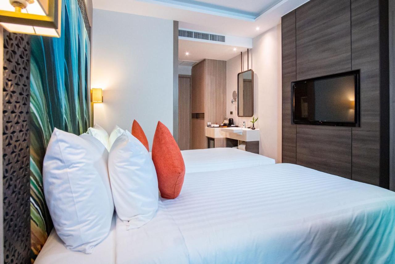 Skyview Resort Phuket Patong Beach Luaran gambar Deluxe Room