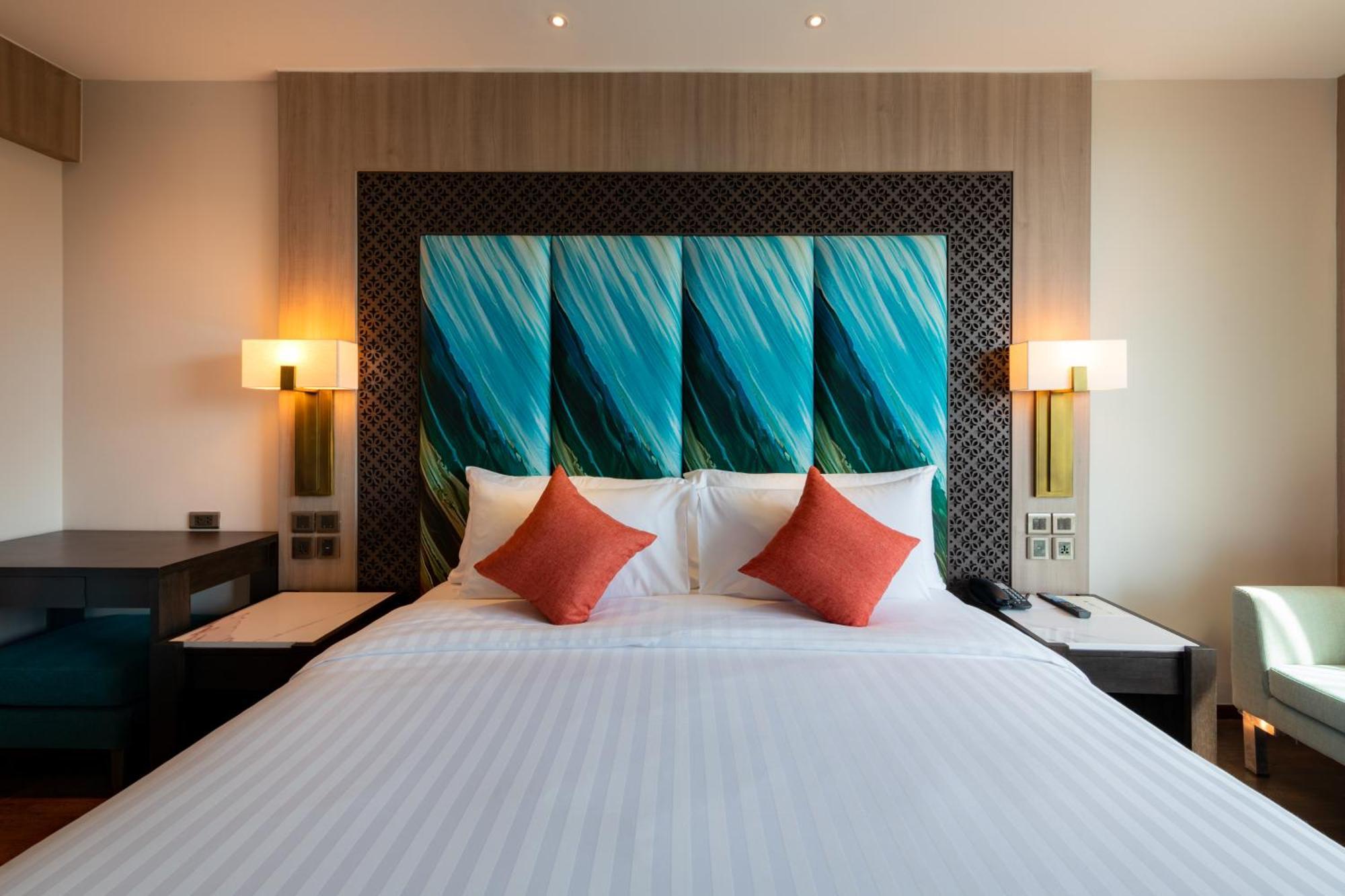 Skyview Resort Phuket Patong Beach Luaran gambar Deluxe Room
